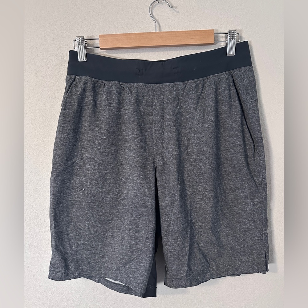 Lululemon T.H.E. Short Linerless Heathered Texture Printed Grey Deep Coal medium